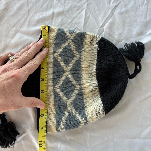 Wigwam Winter Hat - Picture 7 of 7